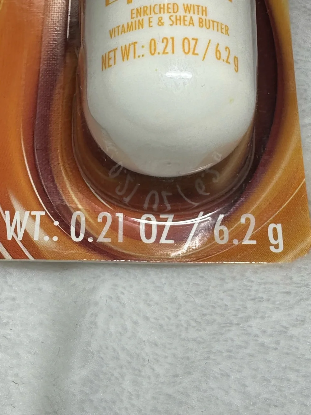 Viral TikTok Hydrating Lip Balm - Creamy Caramel